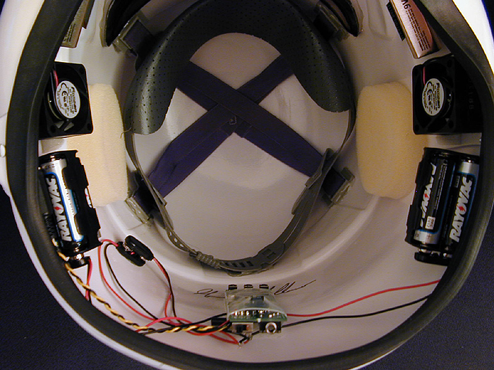 helm01z.jpg
