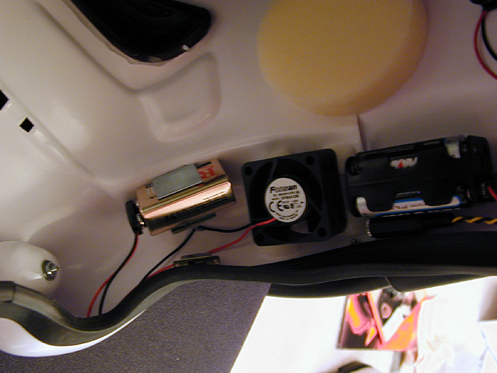 helm03z.jpg